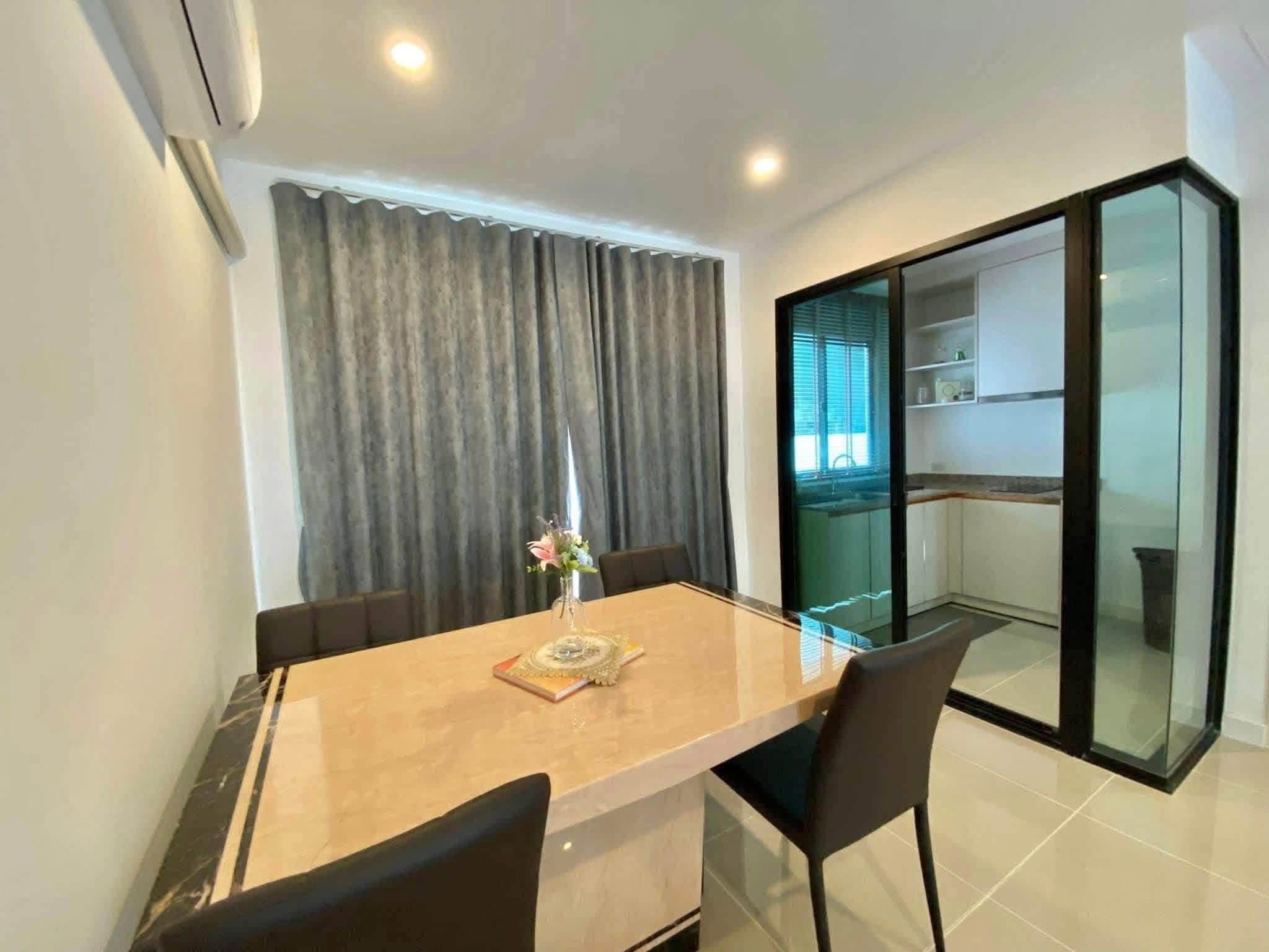 Dining corner