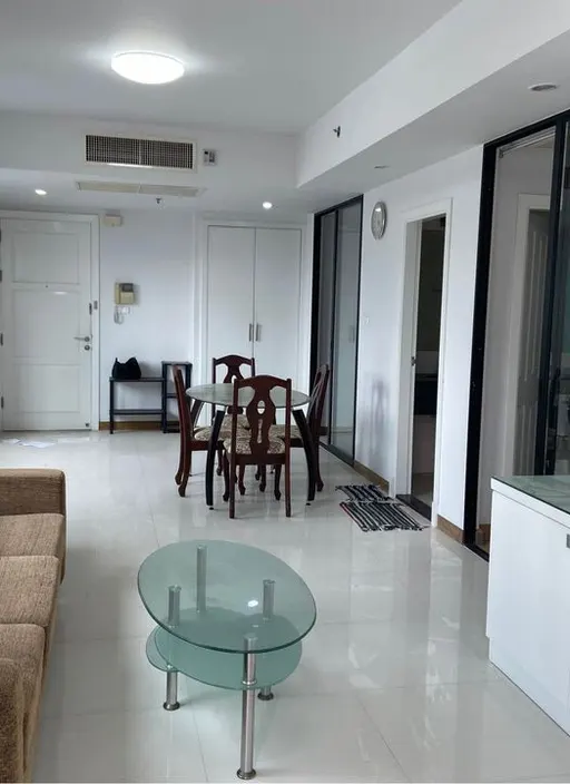Photo 1 of listing DA-1110970: 1-bedroom condo (65 sq.m.) at Supalai Premier Place Asok
