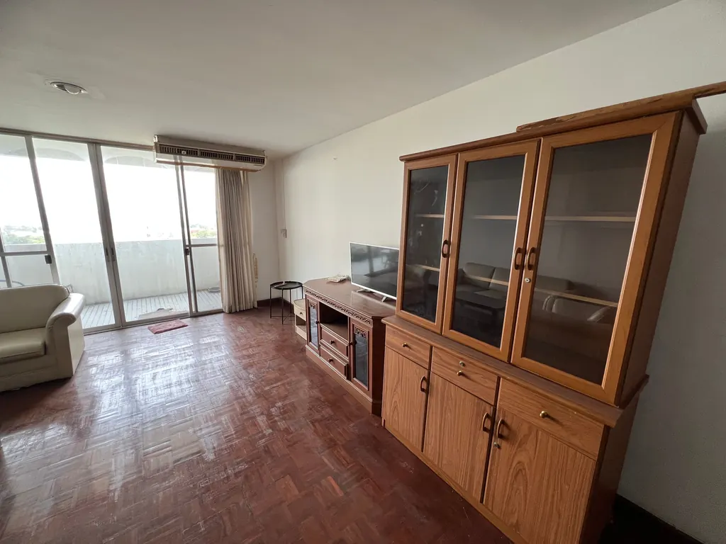 Photo 4 of listing DA-1176067: 3-bedroom condo (129.03 sq.m.) at D.S. Tower 2 Sukhumvit 39 Condominium