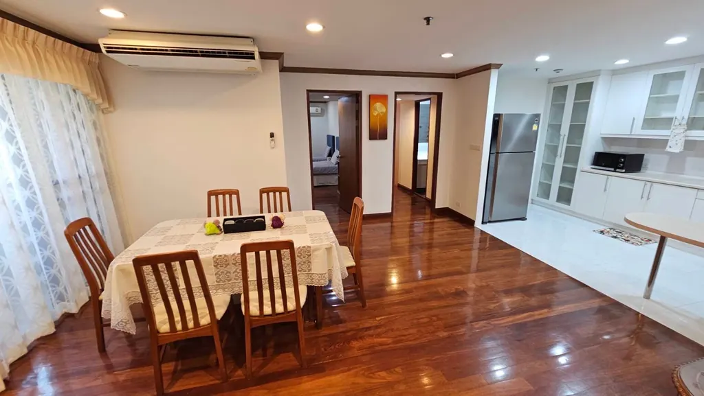 Photo 3 of listing DA-1177613: 2-bedroom condo (135.96 sq.m.) at Baan Suanpetch Condominium