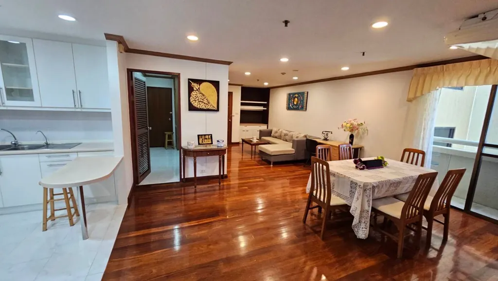 Photo 6 of listing DA-1177613: 2-bedroom condo (135.96 sq.m.) at Baan Suanpetch Condominium