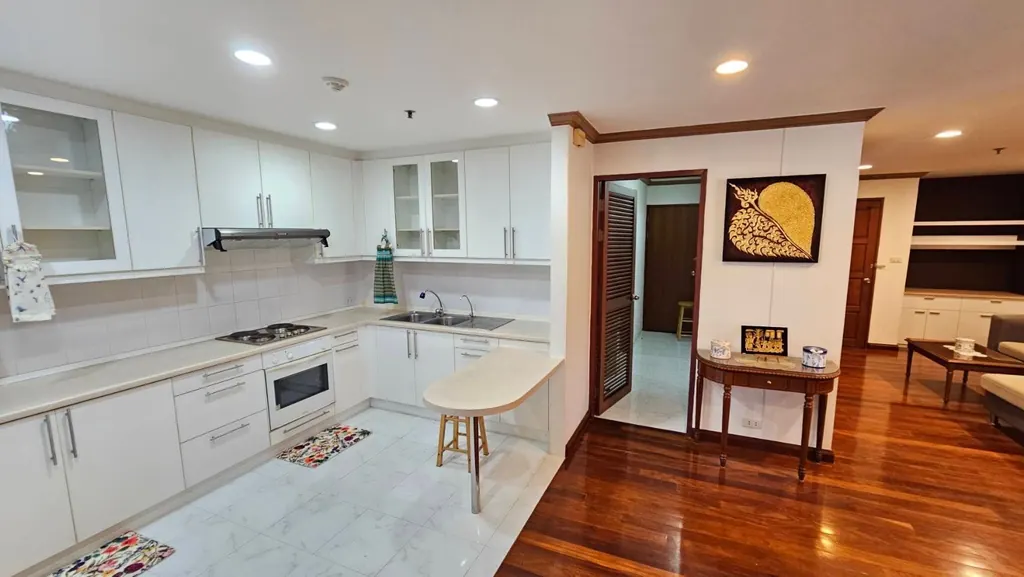 Photo 7 of listing DA-1177613: 2-bedroom condo (135.96 sq.m.) at Baan Suanpetch Condominium
