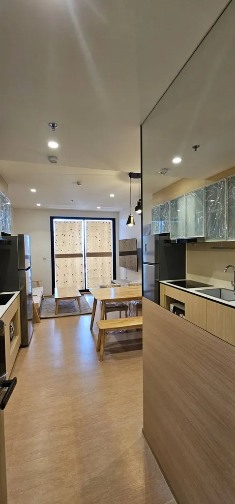 Photo 3 of listing DA-1196555: 2-bedroom condo (60 sq.m.) at Maru Ekkamai 2