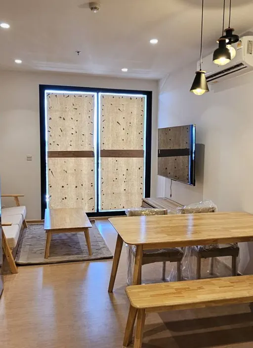 Photo 1 of listing DA-1196555: 2-bedroom condo (60 sq.m.) at Maru Ekkamai 2