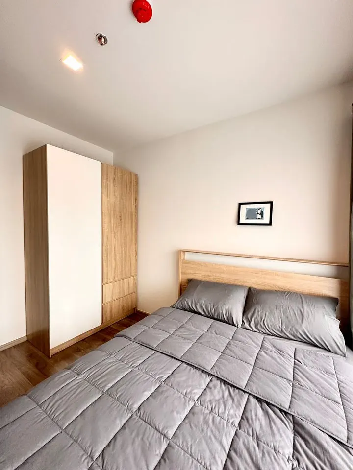 Bedroom of the 1-bedroom condo (35 sq.m.) at Life Ladprao Valley