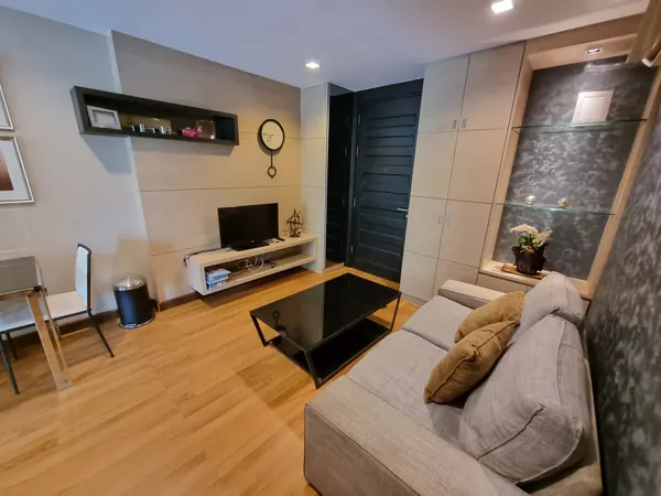 Photo 1 of listing DA-1295666: 1-bedroom condo (46.62 sq.m.) at The Amethyst Sukhumvit 39