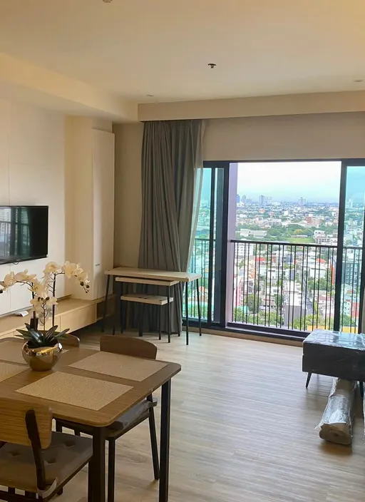Photo 1 of listing DA-1380144: 2-bedroom condo (68 sq.m.) at Noble Reveal Ekamai