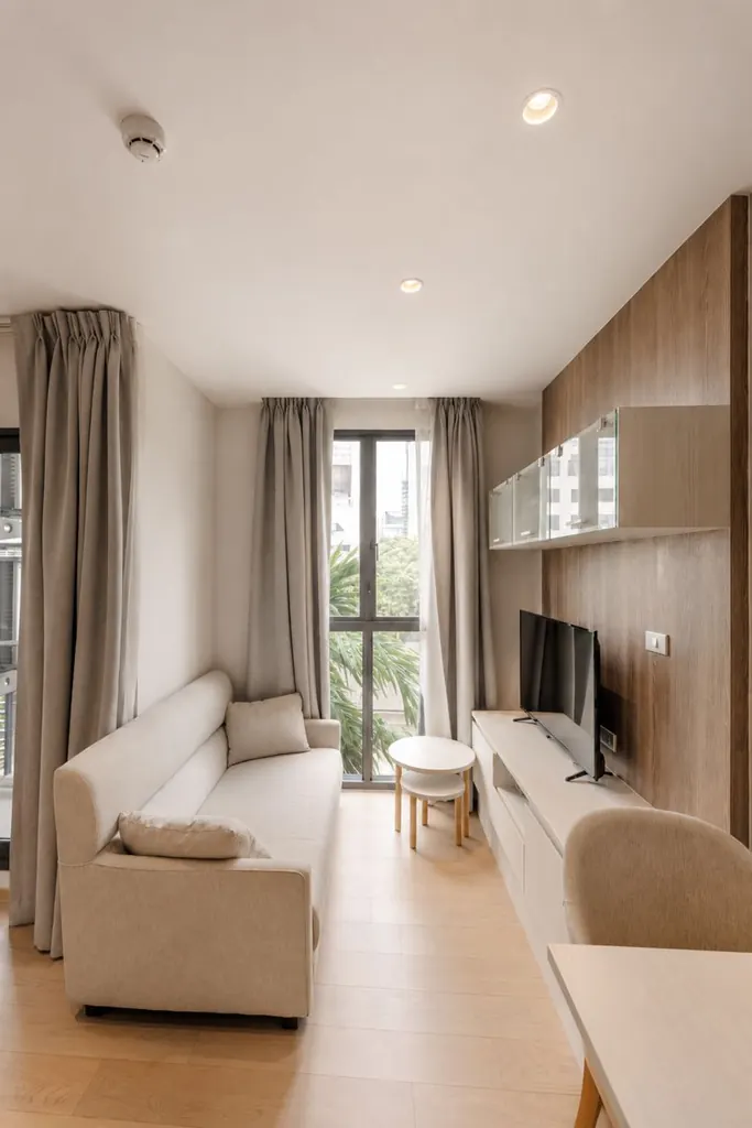 Photo 4 of listing DA-1388303: 1-bedroom condo (28 sq.m.) at Runesu Thonglor 5