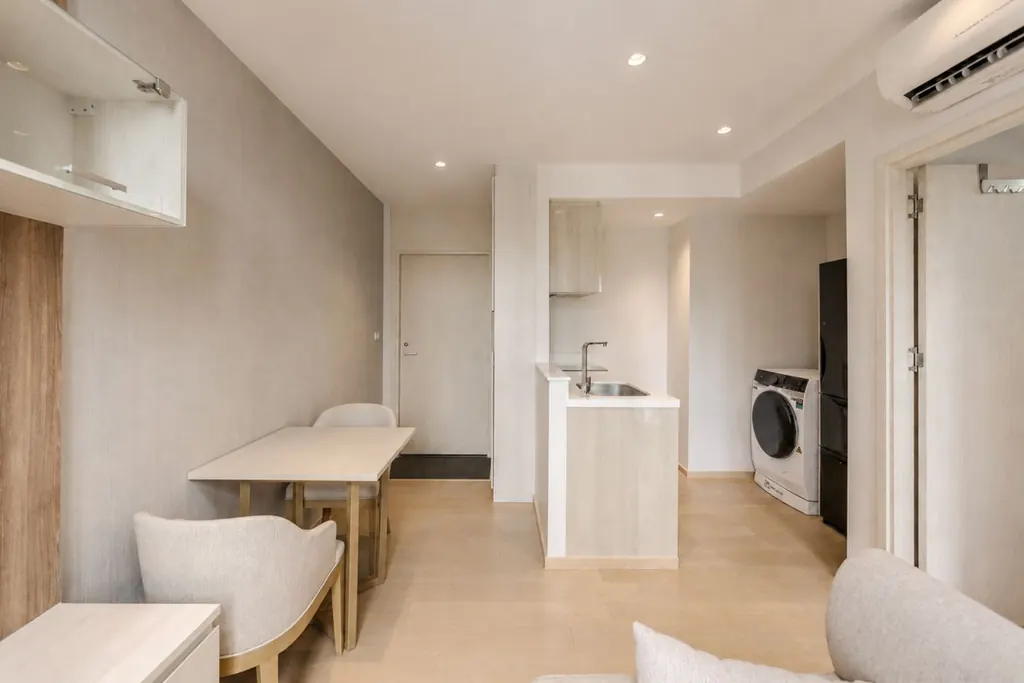Photo 5 of listing DA-1388303: 1-bedroom condo (28 sq.m.) at Runesu Thonglor 5
