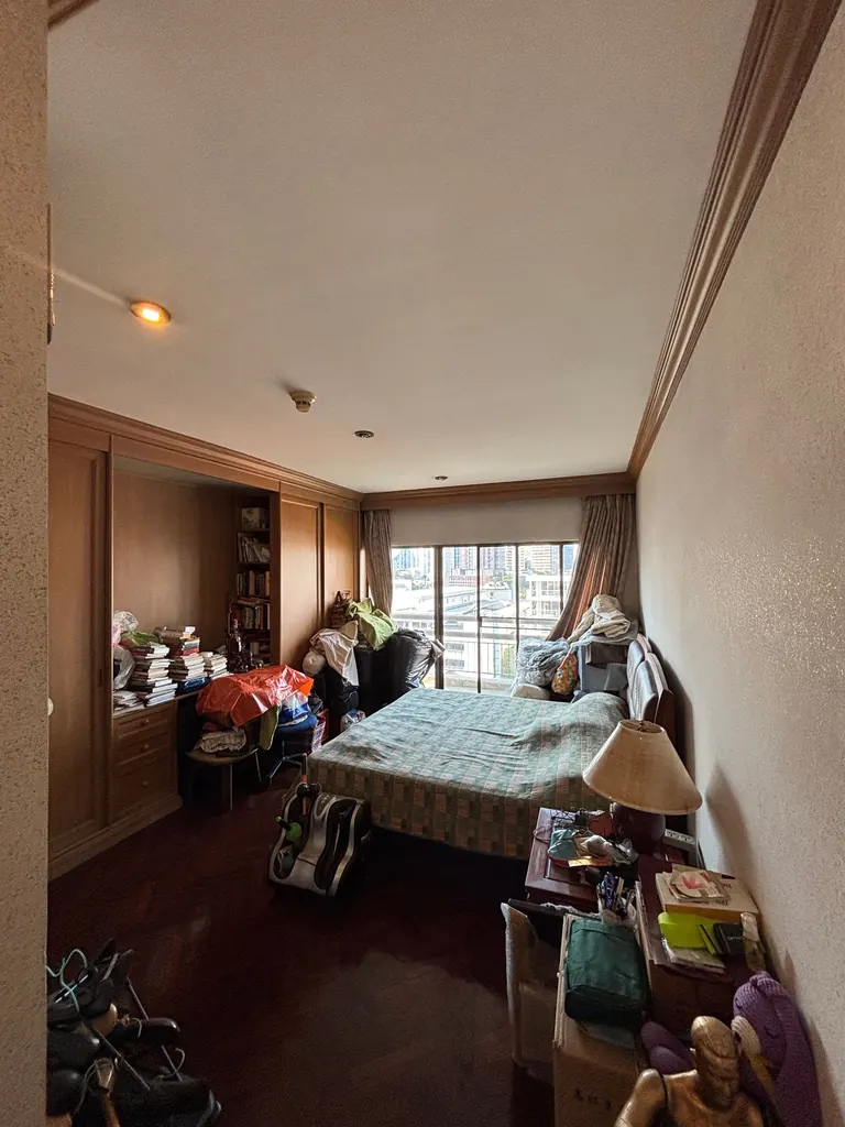 Photo 8 of listing DA-1528437: 3-bedroom condo (326 sq.m.) at Castle Hill Mansion Condominium