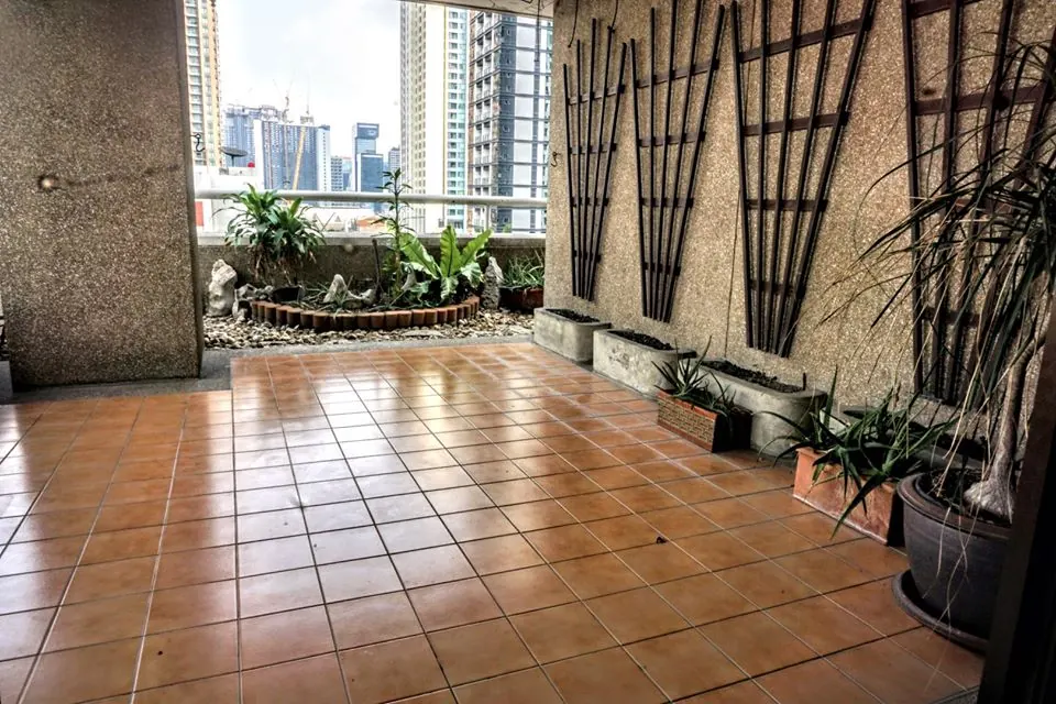 Photo 2 of listing DA-1530998: 3-bedroom condo (286 sq.m.) at Asoke Tower