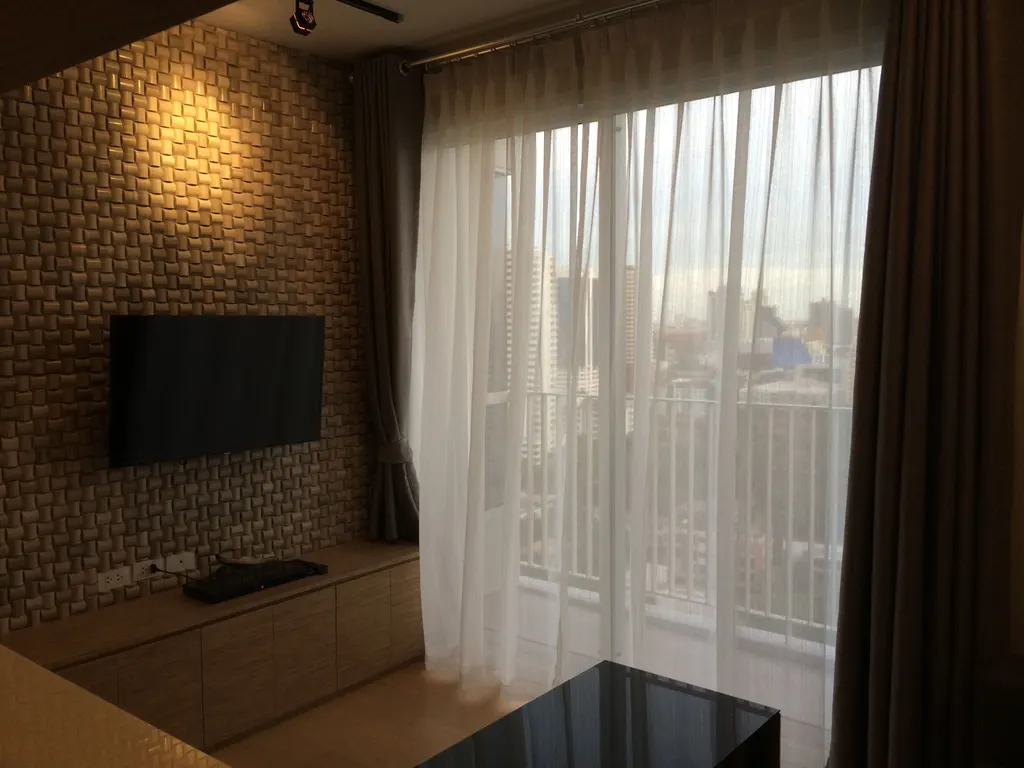 Photo 3 of listing DA-1676131: 1-bedroom condo (45 sq.m.) at HQ Thonglor