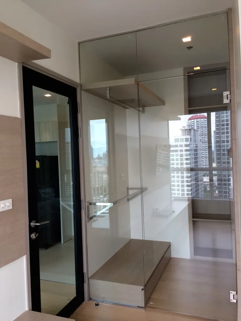 Photo 6 of listing DA-1676131: 1-bedroom condo (45 sq.m.) at HQ Thonglor