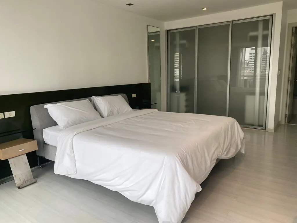 Bedroom of the 1-bedroom condo (84 sq.m.) at Park Thonglor Tower
