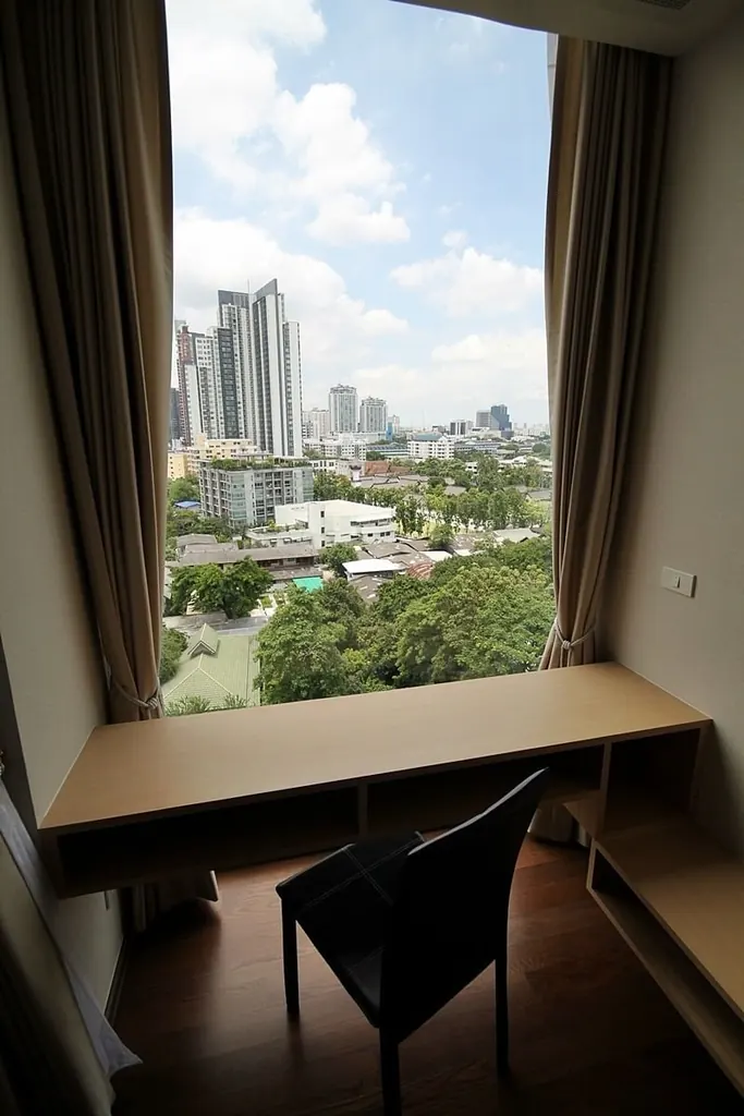 Photo 4 of listing DA-1703465: 1-bedroom condo (46 sq.m.) at Noble Remix 2 Thonglor