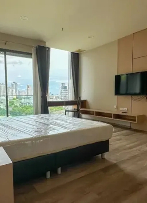 Photo 1 of listing DA-1703465: 1-bedroom condo (46 sq.m.) at Noble Remix 2 Thonglor