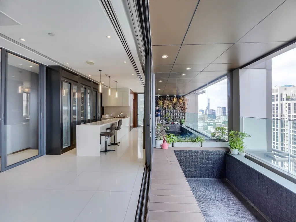 Foto 3 del anuncio DA-1837739: condominio de 3 dormitorios (360 sq.m.) en Vittorio Sukhumvit 39
