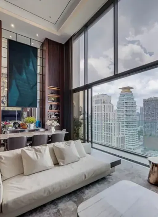 Photo 1 of listing DA-1837739: 3-bedroom condo (360 sq.m.) at Vittorio Sukhumvit 39