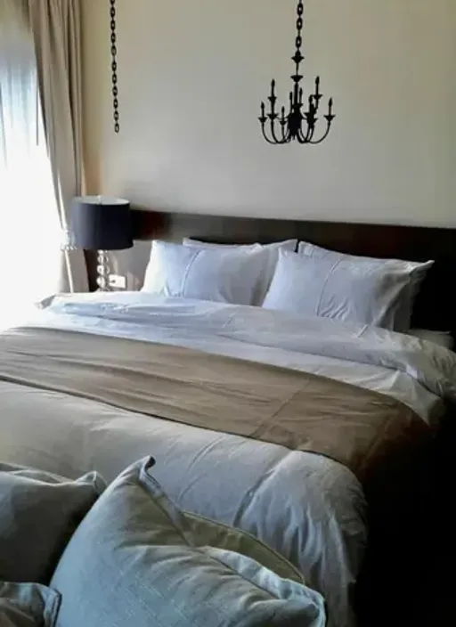 Bedroom of the 1-bedroom condo (42 sq.m.) at Noble Remix