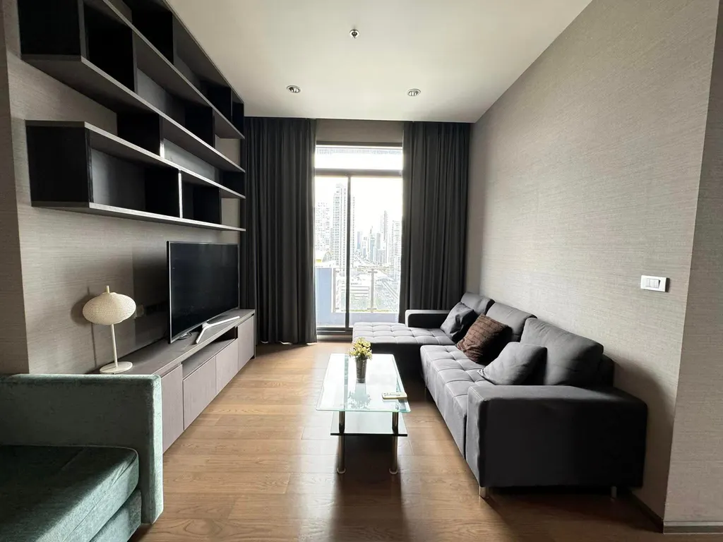 Photo 1 of listing DA-1863082: 2-bedroom condo (77.8 sq.m.) at The Diplomat Sathorn