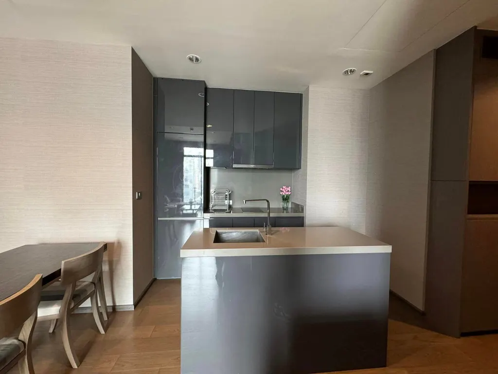 Photo 2 de l'annonce DA-1863082 : condo 2 chambres (77.8 m²) à The Diplomat Sathorn