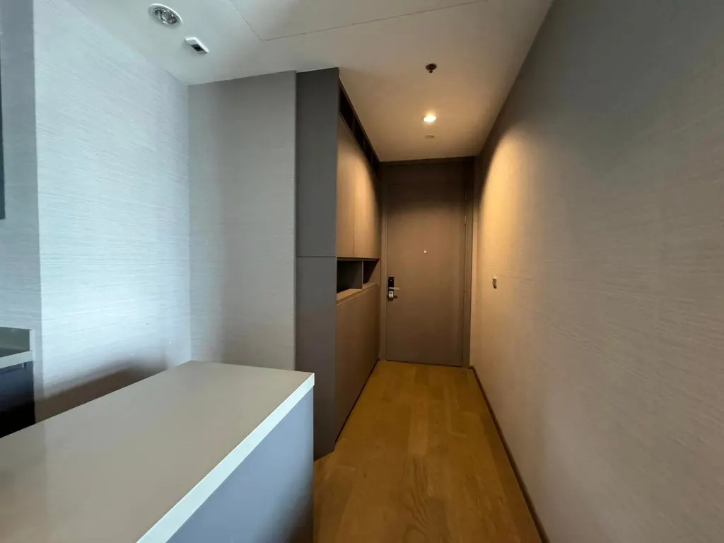 Photo 3 de l'annonce DA-1863082 : condo 2 chambres (77.8 m²) à The Diplomat Sathorn