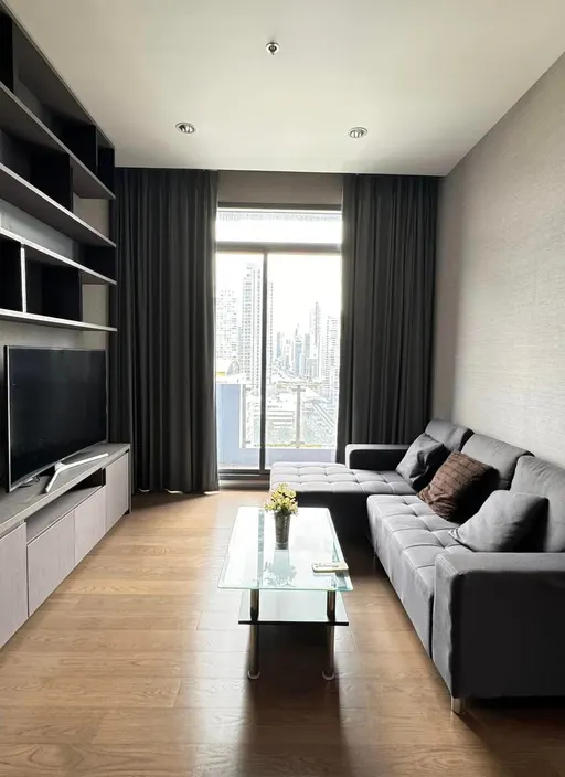 Photo 1 of listing DA-1863082: 2-bedroom condo (77.8 sq.m.) at The Diplomat Sathorn