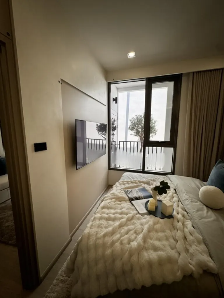 Schlafzimmer der 1-Zimmer-Wohnung (34.55 m²) im Reference Ekkamai