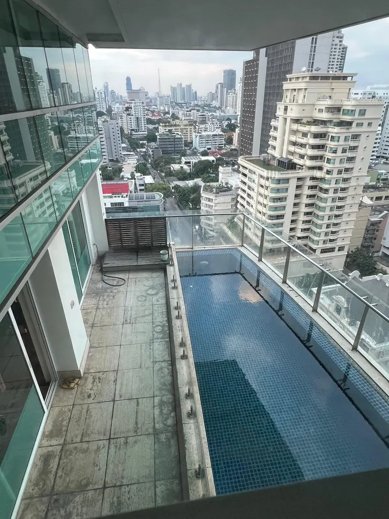 Photo 4 of listing DA-1880685: 3-bedroom condo (386 sq.m.) at Le Raffine Jambunuda Sukhumvit 31
