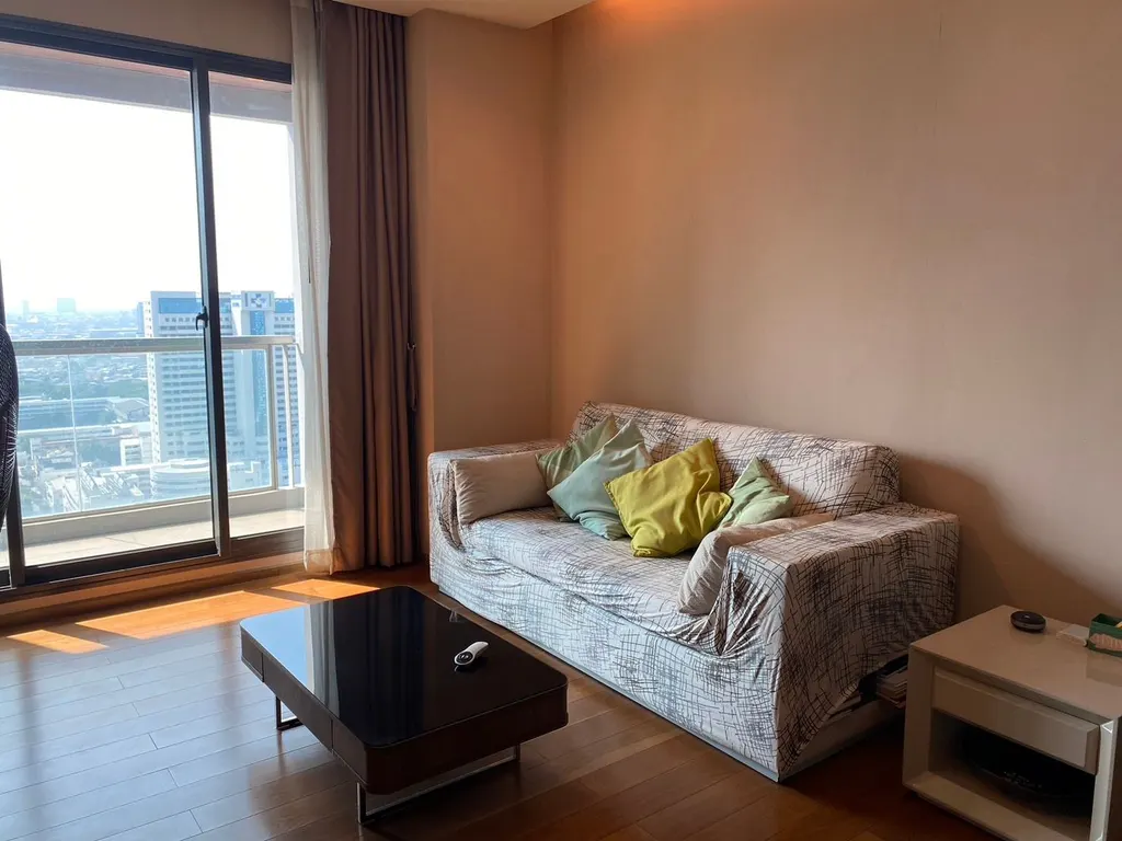 Photo 1 of listing DA-1891596: 1-bedroom condo (56 sq.m.) at The Address Sathorn