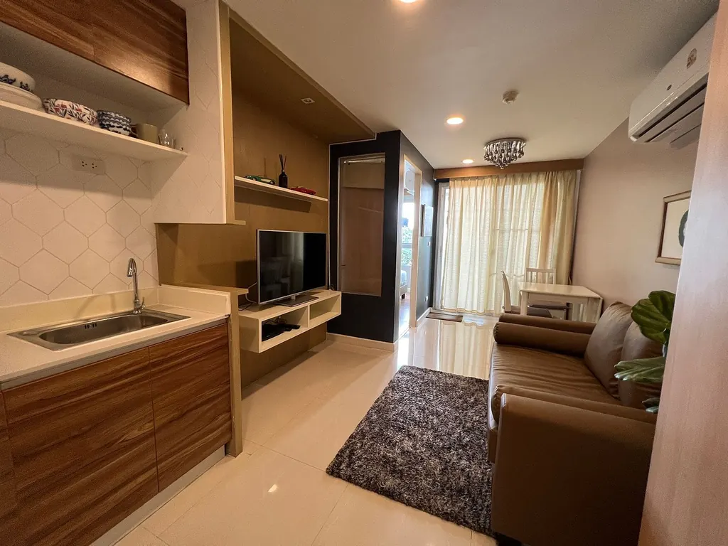 Photo 4 of listing DA-1921294: 1-bedroom condo (36 sq.m.) at The Clover Thonglor Residence