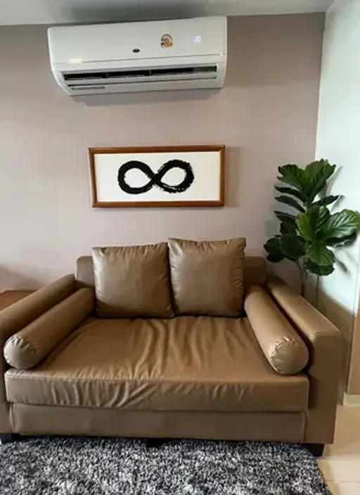 Photo 1 of listing DA-1921294: 1-bedroom condo (36 sq.m.) at The Clover Thonglor Residence