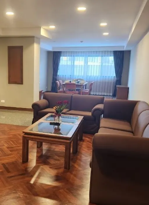 Photo 1 of listing DA-2030127: 3-bedroom condo (196 sq.m.) at United Tower Thong Lor
