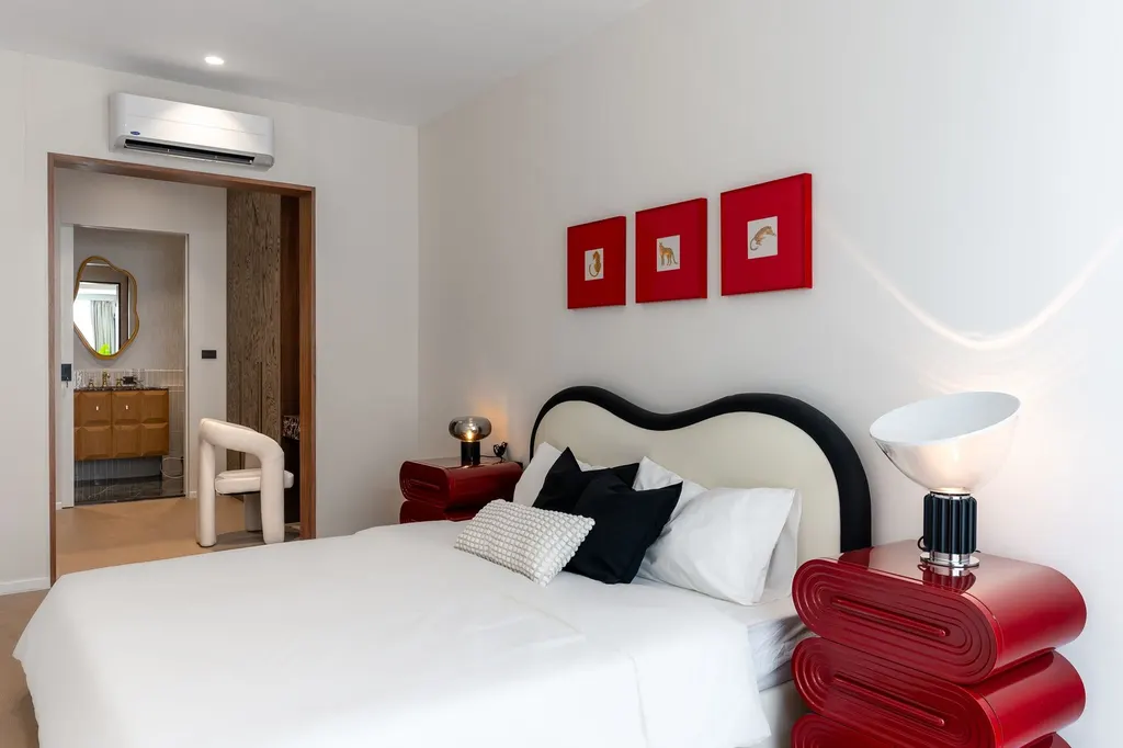 Photo 15 of listing DA-2057849: 3-bedroom townhouse (205 sq.m.) in Sathorn