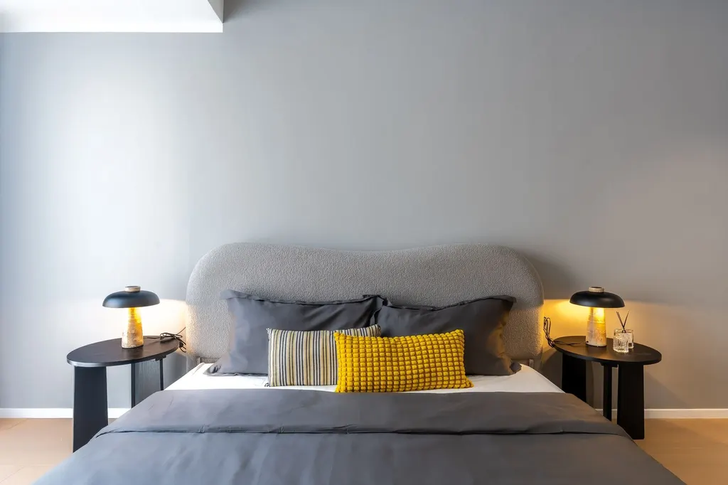 Photo 8 of listing DA-2057849: 3-bedroom townhouse (205 sq.m.) in Sathorn