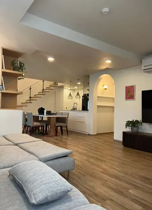Photo 1 of listing DA-2099327: 3-bedroom condo (135 sq.m.) at Maestro 01 Sathorn - Yenakat