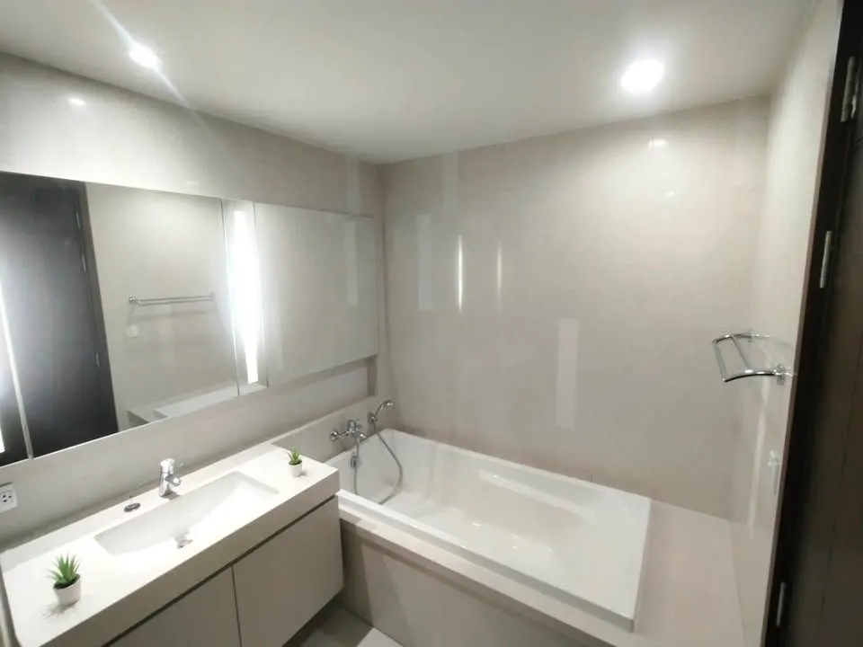 Photo 9 of listing DA-2102759: 1-bedroom condo (58.51 sq.m.) at Quattro By Sansiri