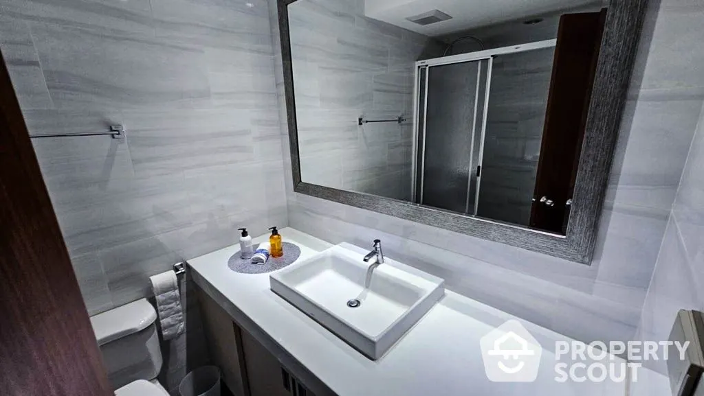 Photo 14 of listing DA-2108267: 2-bedroom condo (136 sq.m.) at Baan Suanpetch Condominium