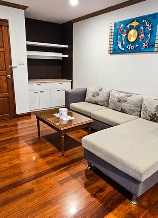 Photo 1 of listing DA-2108267: 2-bedroom condo (136 sq.m.) at Baan Suanpetch Condominium