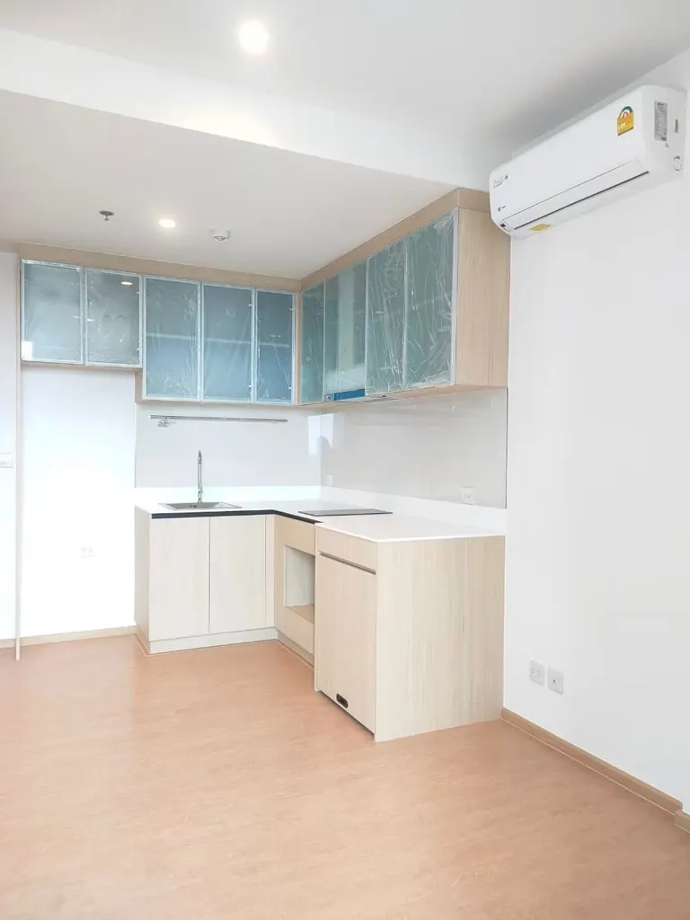 Cuisine (vue 7) de l'appartement 1 chambres (35 m²) à Maru Ekkamai 2