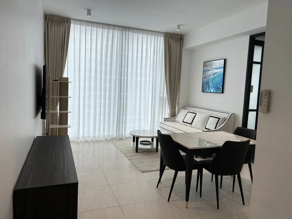 Photo 1 of listing DA-2175047: 1-bedroom condo (49 sq.m.) at Tait Sathorn 12