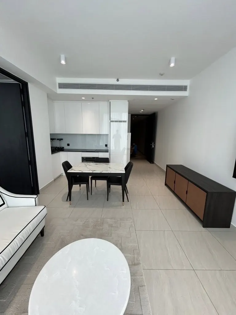 Photo 4 of listing DA-2175047: 1-bedroom condo (49 sq.m.) at Tait Sathorn 12