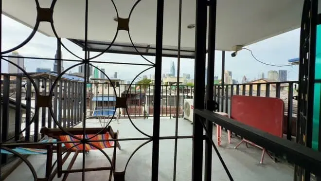 Photo 26 of listing DA-2219440: 3-bedroom townhouse (300 sq.m.) in Sathorn