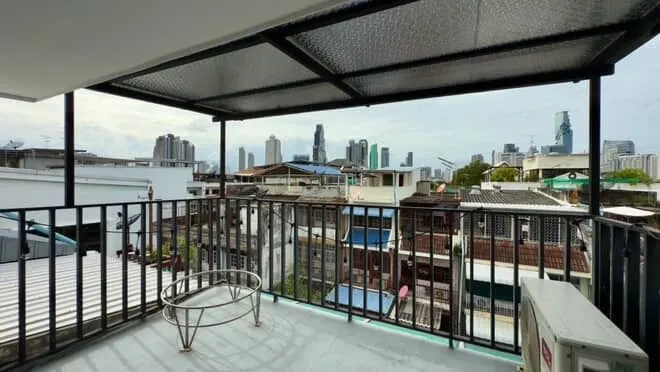 Photo 27 of listing DA-2219440: 3-bedroom townhouse (300 sq.m.) in Sathorn