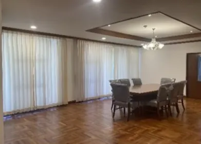 ကြော်ငြာကုဒ် DA-2233258 ၏ ဓာတ်ပုံ 2- Sriratana Mansion 2 ရှိ အိပ်ခန်း 3 ခန်းပါ တိုက်ခန်း (270 စတုရန်းမီတာ)