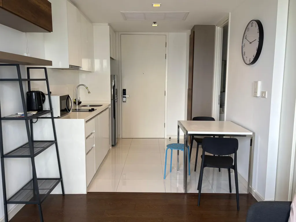 Photo 3 of listing DA-2269541: 1-bedroom condo (39 sq.m.) at Nara 9 by Eastern Star