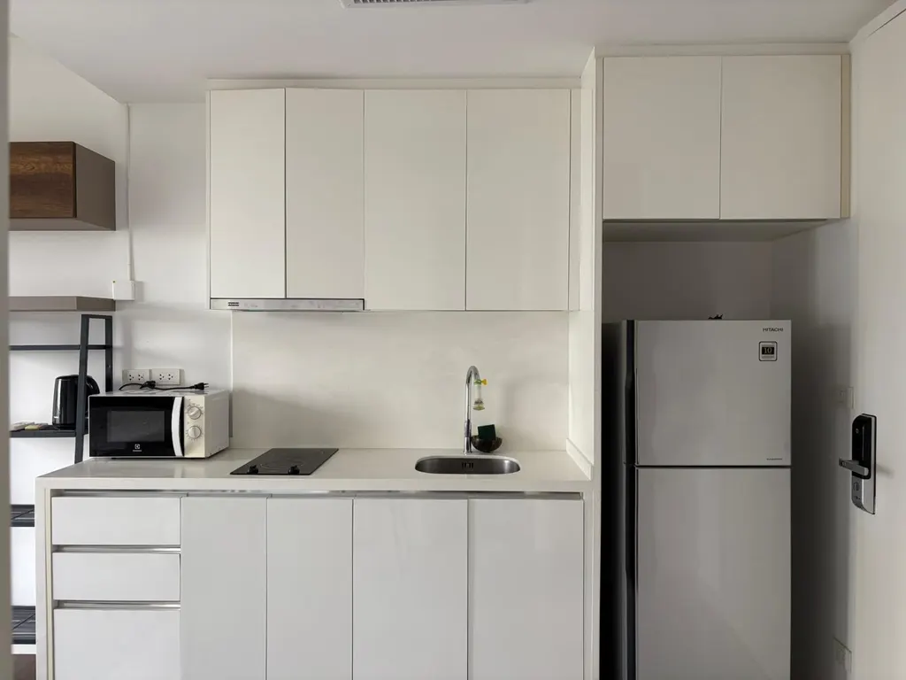 Photo 4 of listing DA-2269541: 1-bedroom condo (39 sq.m.) at Nara 9 by Eastern Star