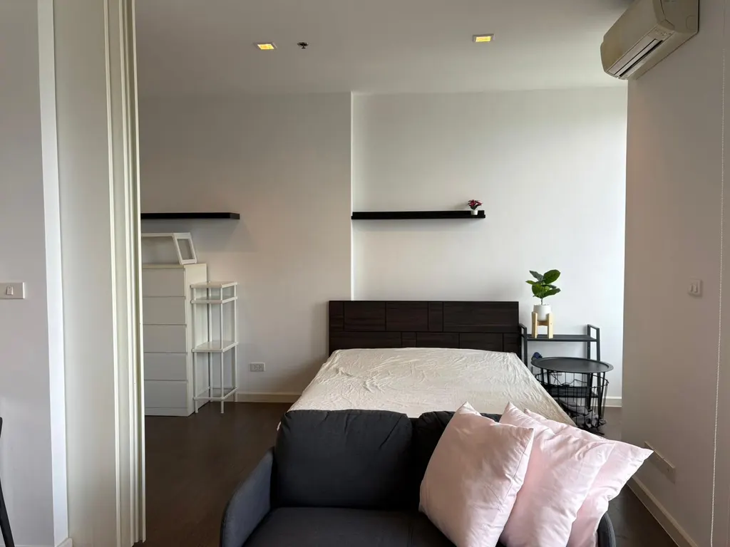 Photo 5 of listing DA-2269541: 1-bedroom condo (39 sq.m.) at Nara 9 by Eastern Star