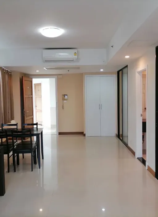 Photo 1 of listing DA-2271260: 1-bedroom condo (64 sq.m.) at Supalai Premier Place Asok