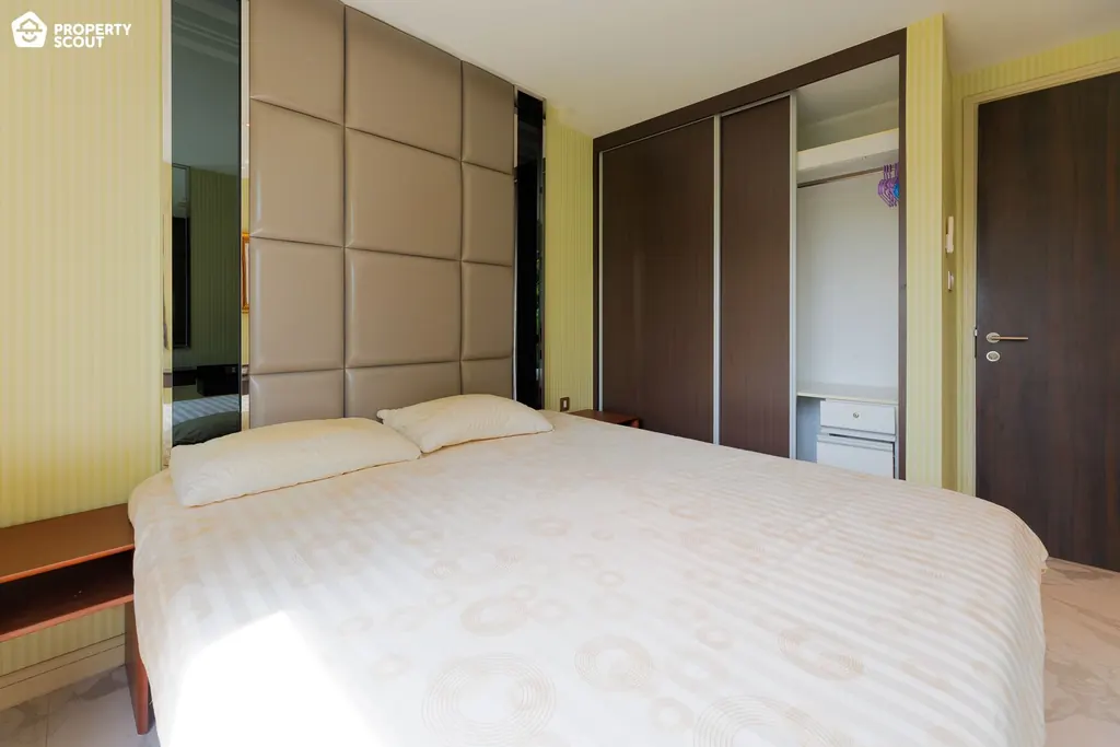 Photo 3 of listing DA-2281327: 2-bedroom condo (45.1 sq.m.) at Tidy Deluxe Sukhumvit 34